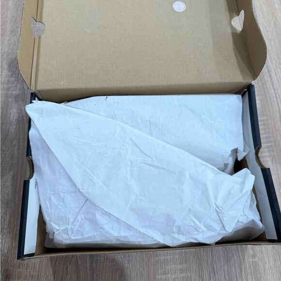 NIB • Chuck Taylor All Star Lift Platform Canvas Size:10 - Picture 2 of 6